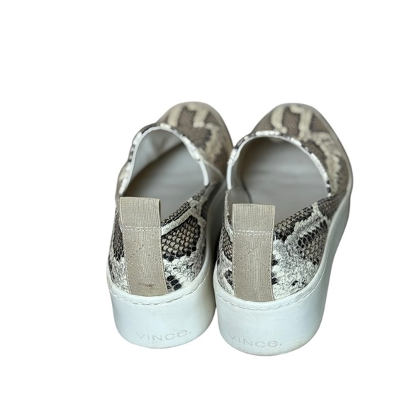 Vince Saxon 2 Mottled Snake Gray Womens Loafers 5.5M Casual Reputation Neutral - Picture 4 of 9